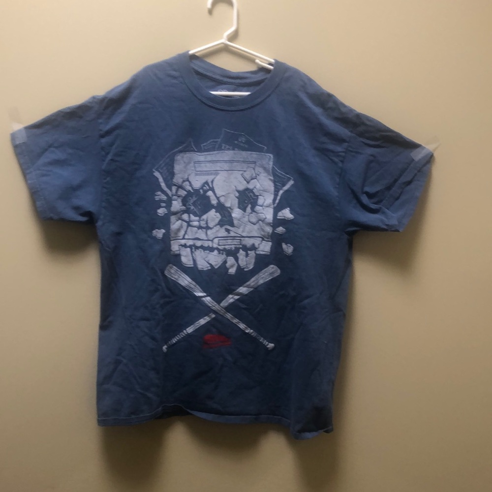 OfficeSpace t-shirt by Lootwear.  Size large.